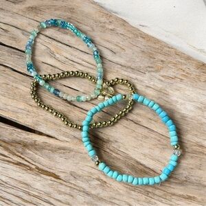 Handmade Non tarnish gold crystals beaded butterfly stretch bracelet 6.5 inches